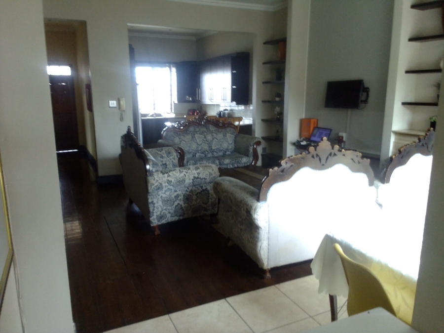 10 Bedroom Property for Sale in Quigney Eastern Cape